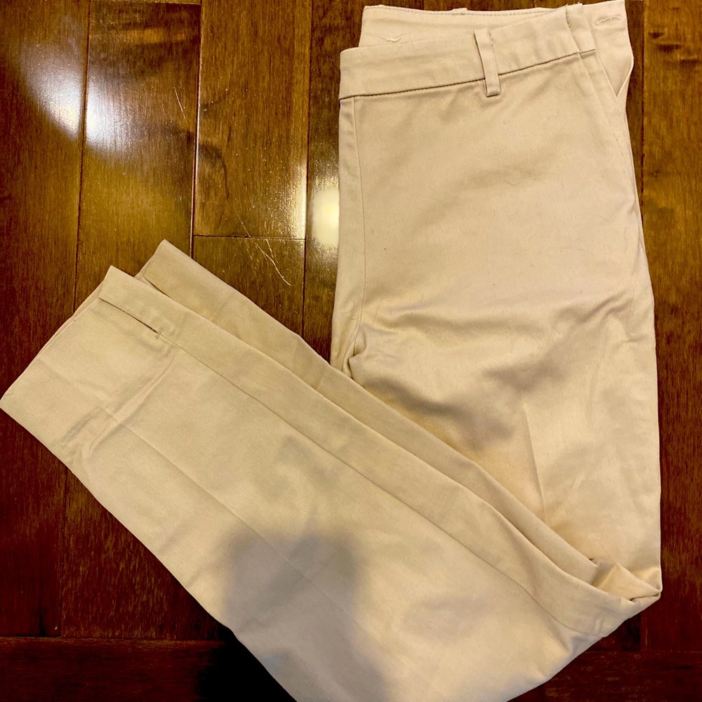 H&M ankle/crop skinny khaki pant w cute ankle slit